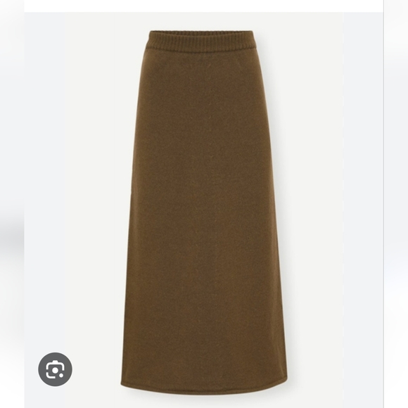 Birgitte Herskind Dresses & Skirts - Birgitte Herskind Textured Knit Merino Wool Blend Maxi Skirt in Khaki